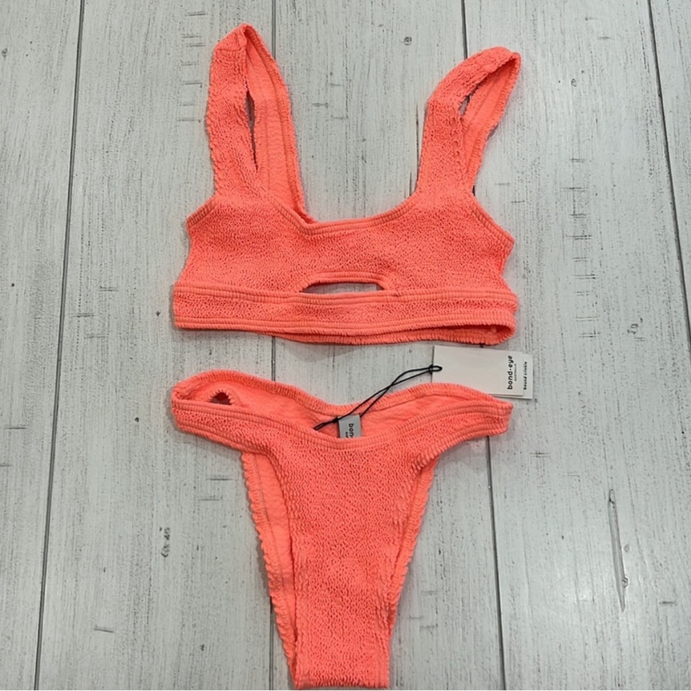 Bond-eye two piece orange swimsuit. Unisize! Fits XS-L